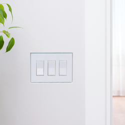 Flush Drywall Receptacle Mount [Luxe]